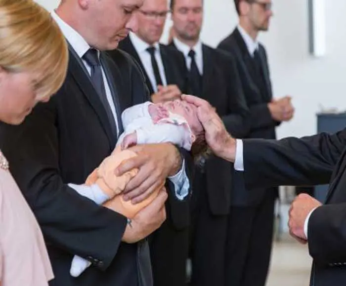El Bautismo en la Iglesia Nueva Apostólica: Un Sacramento de Esperanza y Nueva Vida - Cómo bautiza la iglesia apostolica bautismo iglesia nueva apostolica - Cómo bautiza la iglesia apostolica