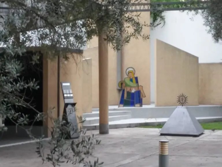 Cinerario Iglesia La Viña Salta: Un Espacio Sagrado para el Descanso Eterno - Cómo funciona un cinerario cinerario iglesia la viña salta - Cómo funciona un cinerario