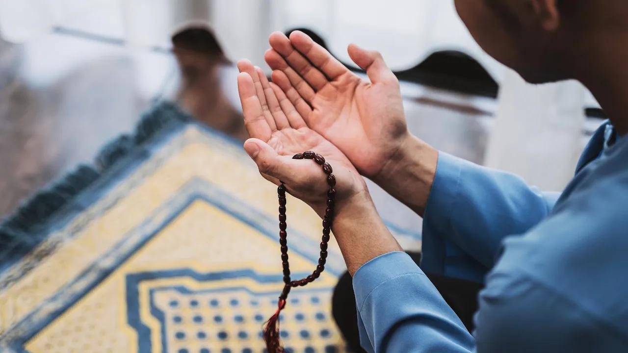 Cómo Salir de las Deudas Según la Biblia: Un Camino Hacia la Liberación Financiera - Cómo puedo salir de deudas con la ayuda de Dios como salir de las deudas segun la biblia - Cómo puedo salir de deudas con la ayuda de Dios