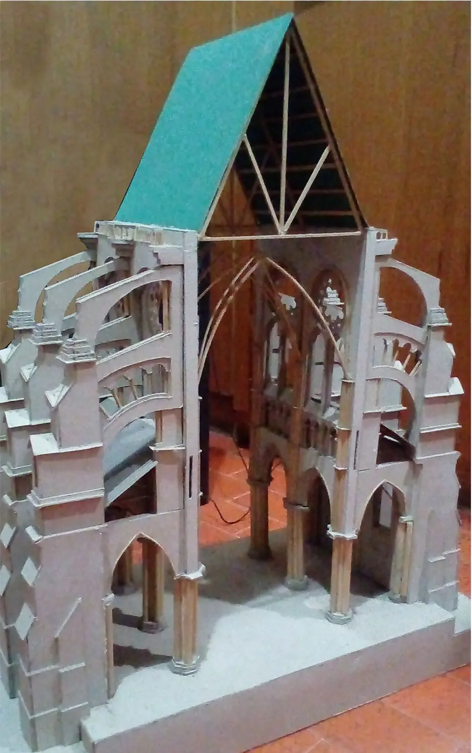 La Magia de la Arquitectura Gótica: Construyendo una Iglesia Gótica en Maqueta - Cómo se construye una catedral gótica iglesia gotica maqueta - Cómo se construye una catedral gótica