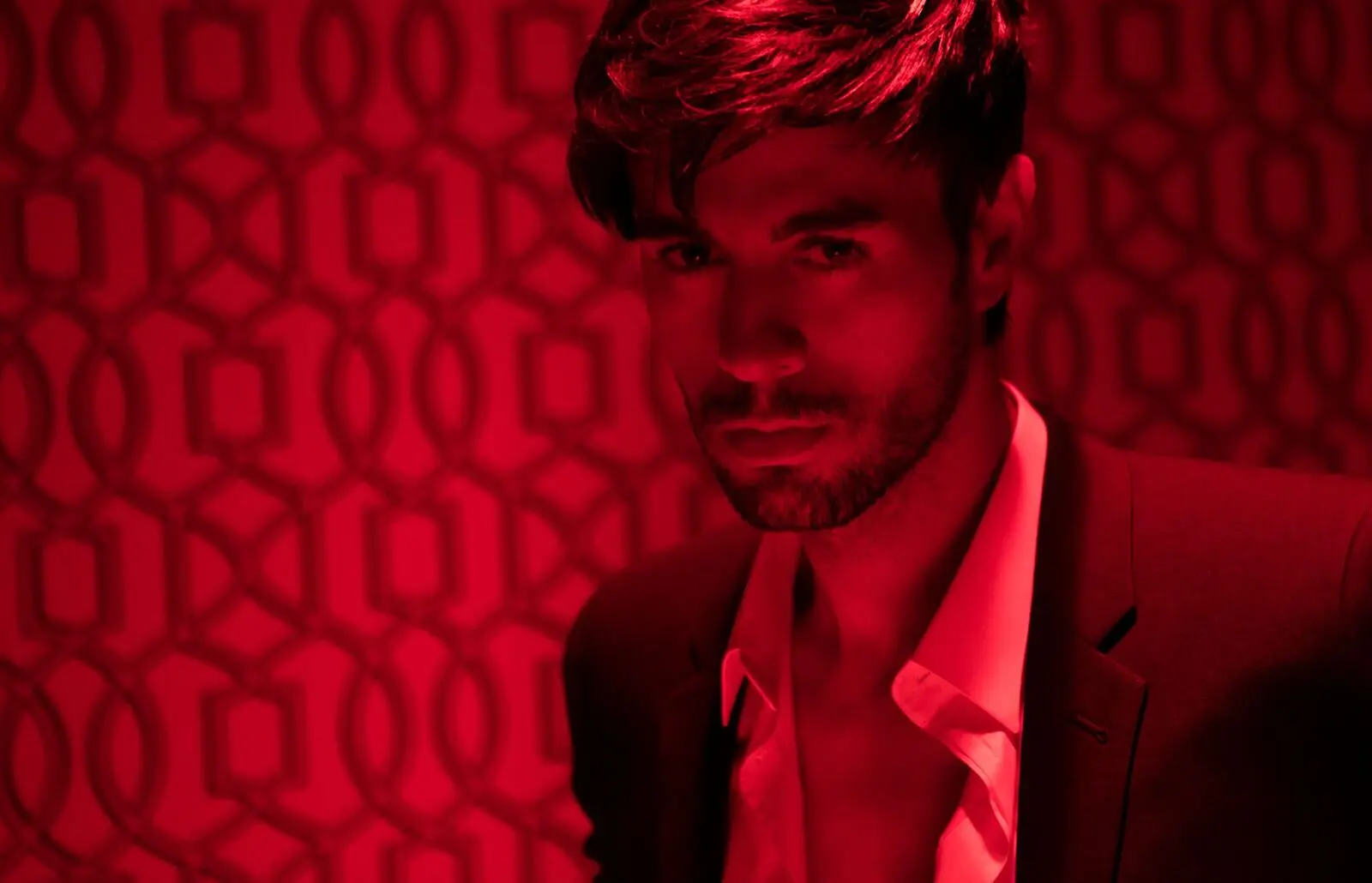 El Baño: El Éxito de Enrique Iglesias y Bad Bunny - Cómo se llama el capítulo donde sale Enrique Iglesias el baño enrique iglesia - Cómo se llama el capítulo donde sale Enrique Iglesias