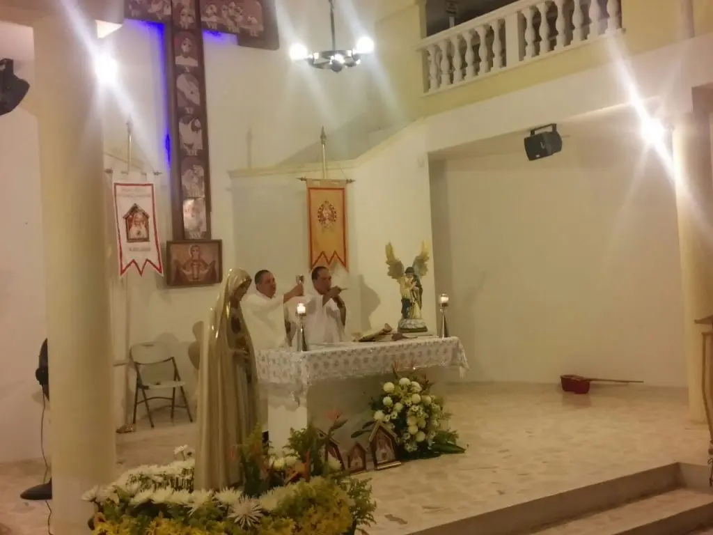 iglesia santo domingo de guzman barranquilla - Cómo se llama el párroco de Santo Domingo de Guzmán