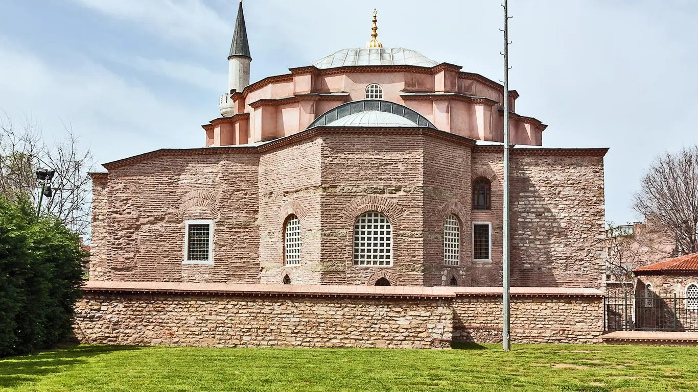 La Iglesia de San Sergio y Baco: Un Tesoro Histórico en Estambul - Cómo se llama la basílica más conocida de Estambul iglesia de san sergio y baco estambul - Cómo se llama la basílica más conocida de Estambul