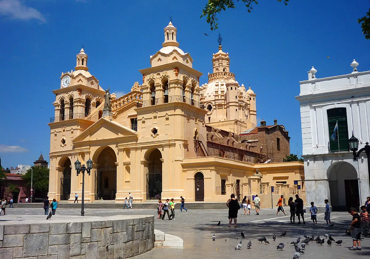 La Catedral de Córdoba: Horarios de Misa y Tutorial Completa - Cómo se llama la Catedral de Córdoba catedral de cordoba horarios de misa - Cómo se llama la Catedral de Córdoba