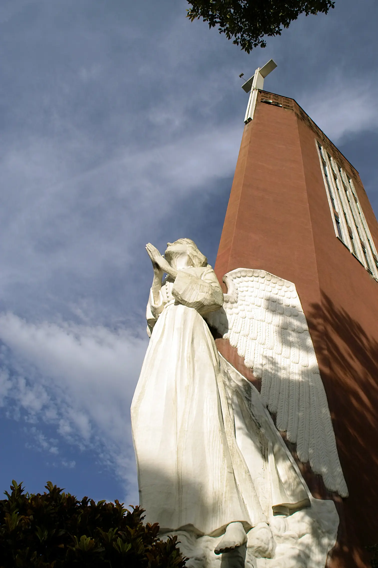 iglesia el angel san cristóbal - Cómo se llama la iglesia de Barrio Sucre San Cristóbal