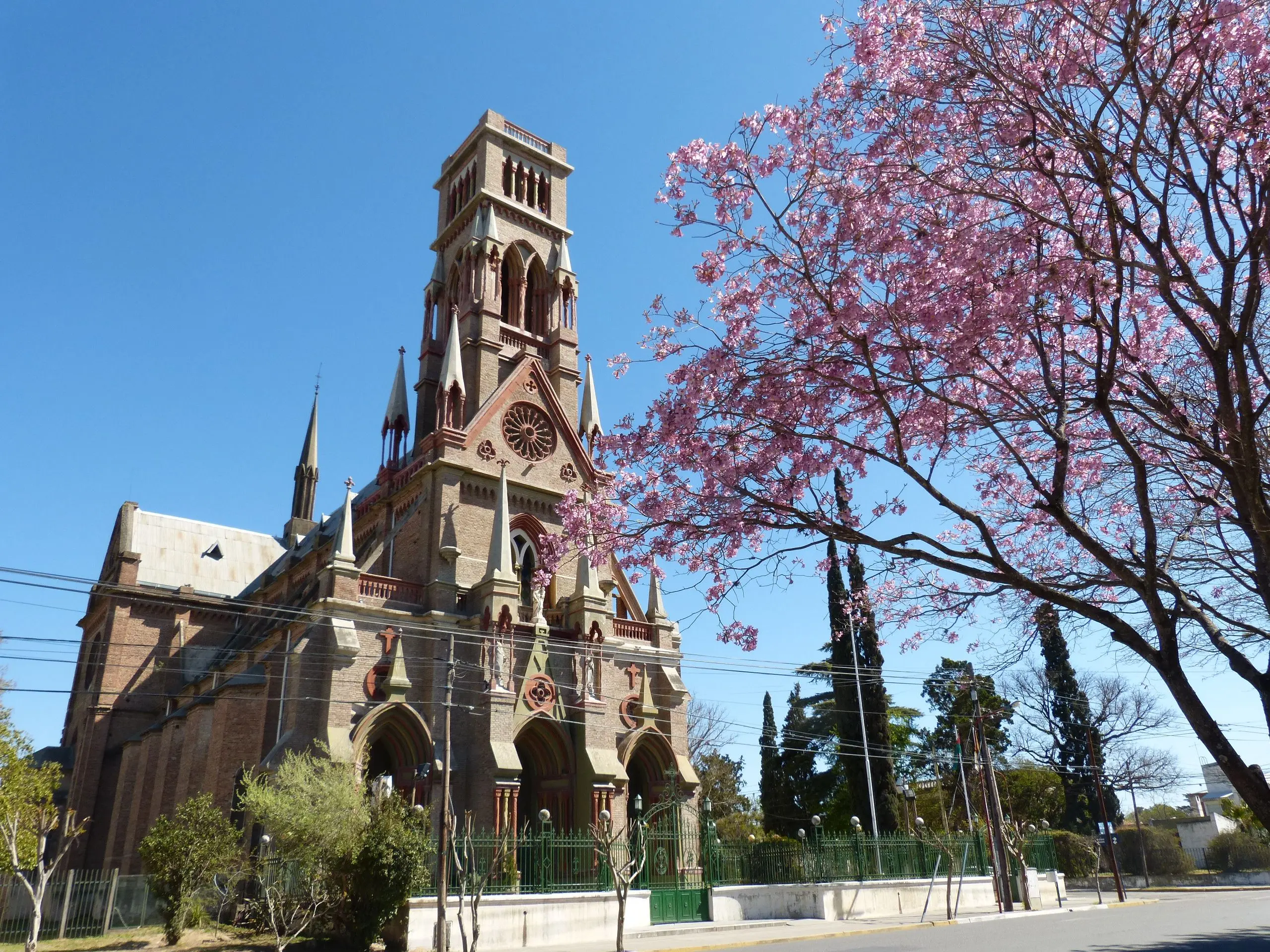 La Iglesia en Villa Allende: Un Centro Espiritual y Comunitario - Cómo se llama la iglesia de Villa Allende misa villa allende - Cómo se llama la iglesia de Villa Allende