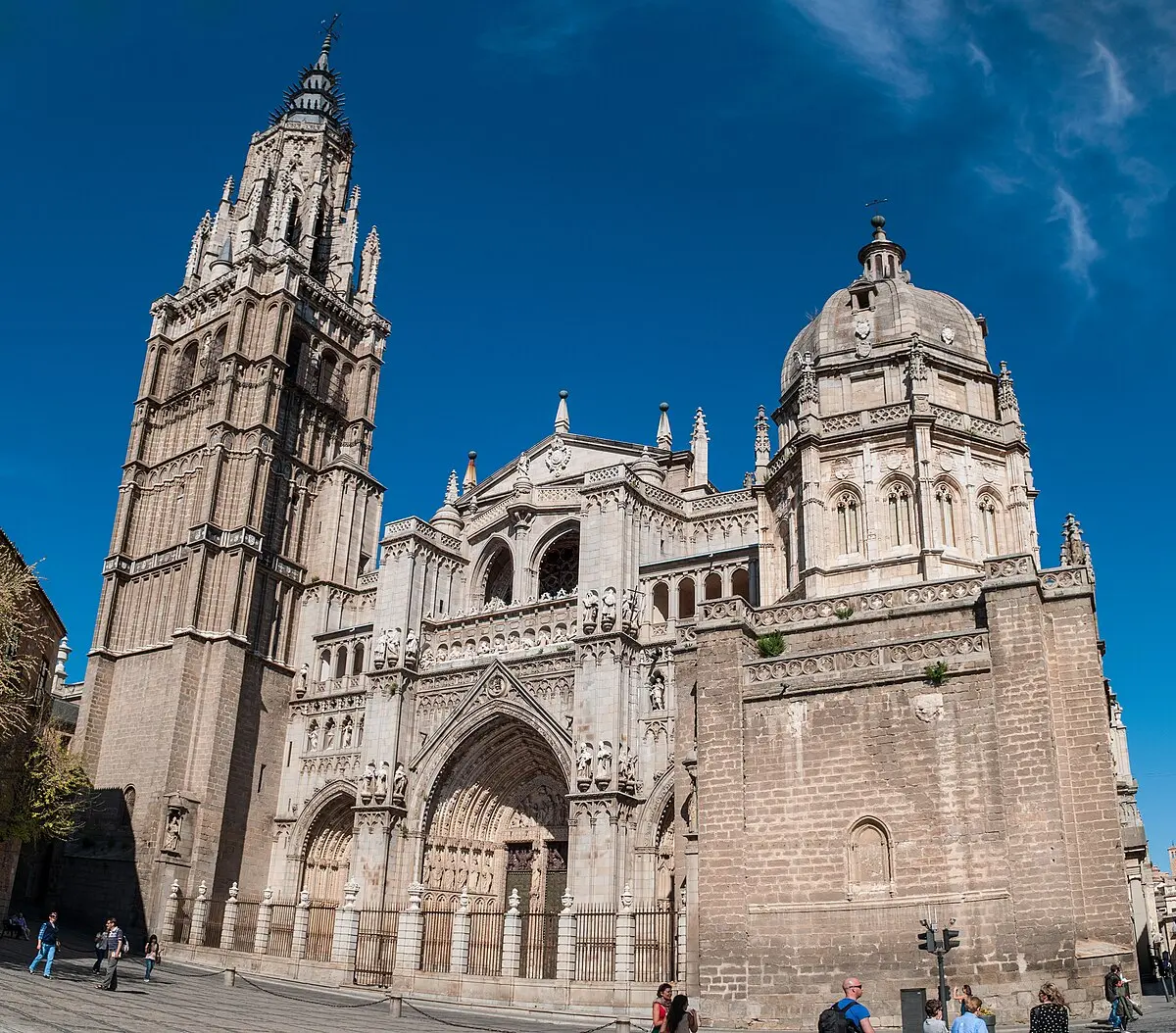 Santa Iglesia Catedral Primada de Toledo: Un Tesoro de Historia y Arte - Cómo se llama la iglesia más visitada de Toledo santa iglesia catedral primada de toledo - Cómo se llama la iglesia más visitada de Toledo