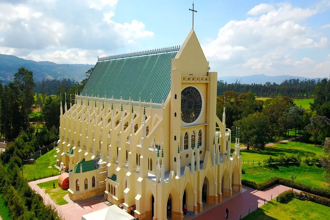 La Iglesia de los Heraldos del Evangelio: Una Misión de Evangelización - Cómo se llama la Virgen de los Heraldos del Evangelio iglesia de los heraldos - Cómo se llama la Virgen de los Heraldos del Evangelio