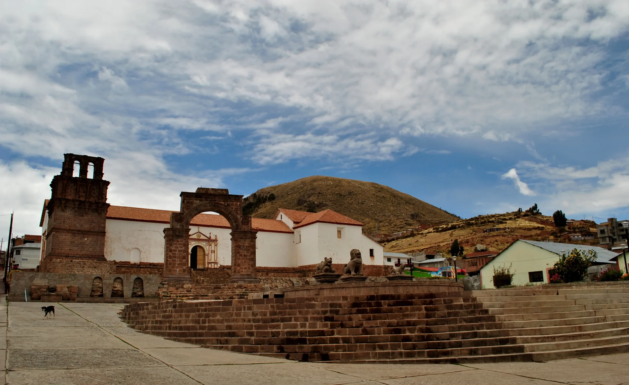 La Iglesia de Juli: Un Faro de Fe en el Altiplano Peruano - Cómo se llaman las iglesias de Juli iglesia de juli - Cómo se llaman las iglesias de Juli
