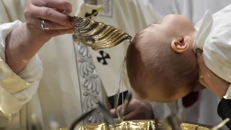 el rito del bautismo en la iglesia catolica - Cómo se realiza el bautismo en la Iglesia Catolica