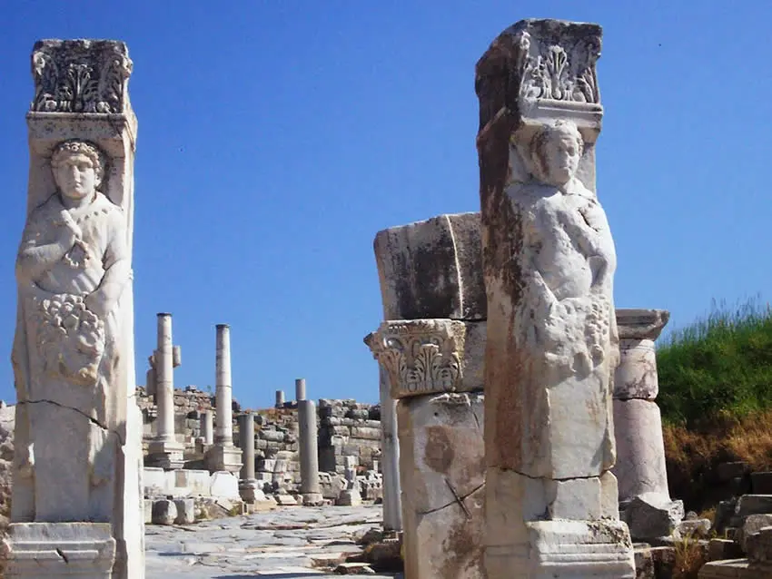 La Historia de Éfeso según la Biblia: Un Viaje a través del Cristianismo Primitivo - Cuál era el Dios de Éfeso historia de efeso segun la biblia - Cuál era el Dios de Éfeso