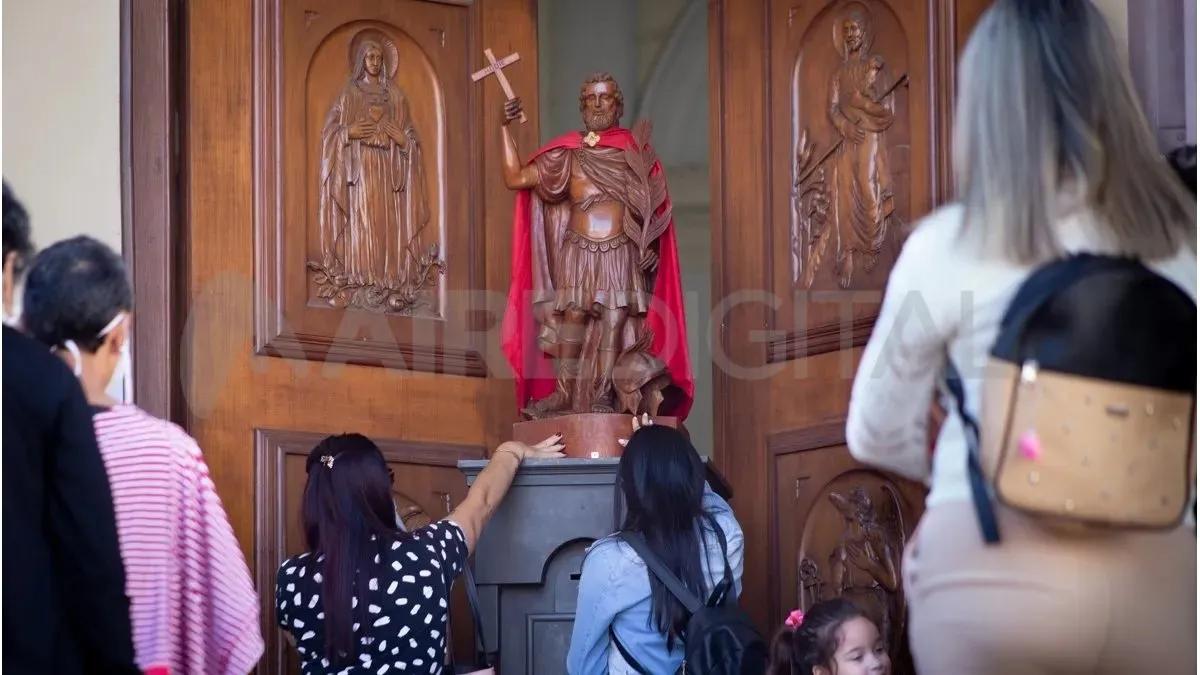 San Expedito en Santa Fe: Horarios de Misa y Devoción - Cuál es el milagro de San Expedito san expedito santa fe horarios de misa - Cuál es el milagro de San Expedito