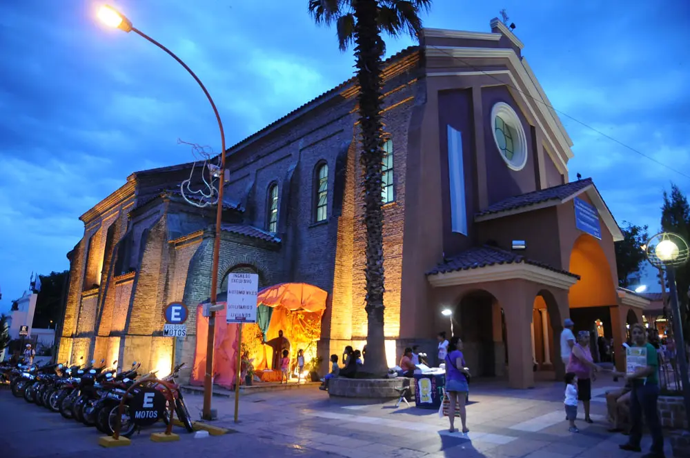 La historia y la espiritualidad de Villa Carlos Paz - Cuál es la característica de Carlos Paz Córdoba iglesia villa carlos paz - Cuál es la característica de Carlos Paz Córdoba