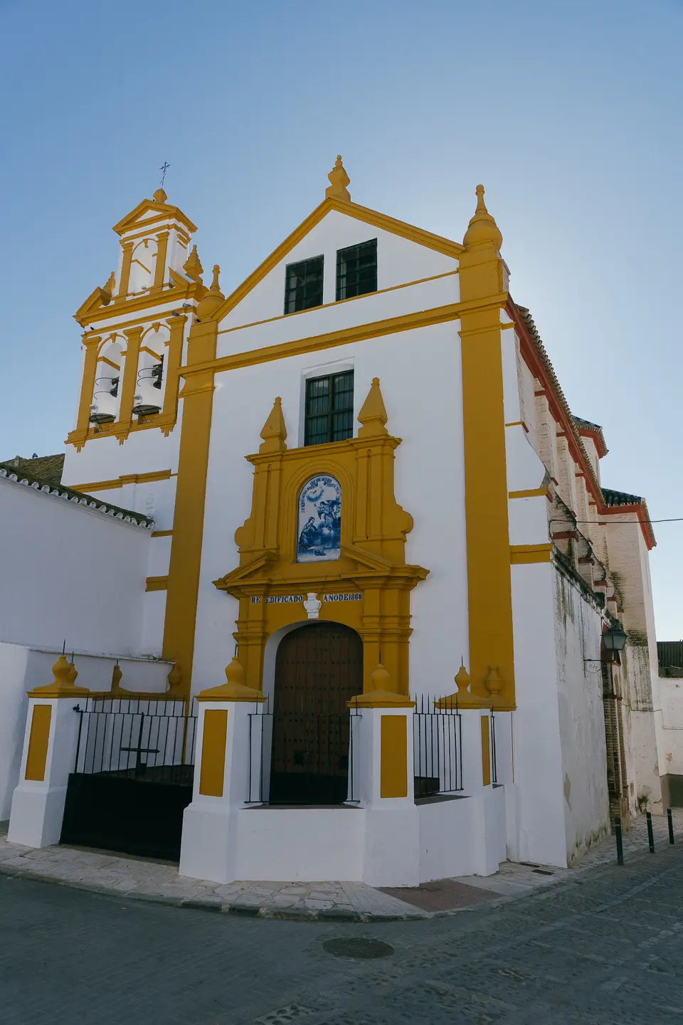 La Iglesia Conventual: Un Espacio de Fe y Servicio - Cuál es la diferencia entre un monasterio y un convento iglesia conventual - Cuál es la diferencia entre un monasterio y un convento