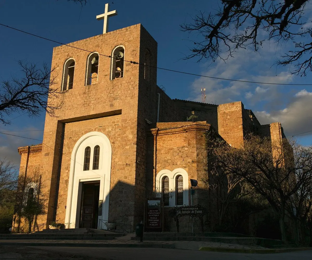 Iglesia San Antonio de Padua, Córdoba: Un Santuario de Fe y Tradición - Cuál es la historia de San Antonio de Padua iglesia san antonio de padua cordoba - Cuál es la historia de San Antonio de Padua