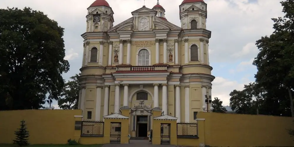 La Iglesia de San Pedro y San Pablo en Vilna: Un Monumento a la Fe y la Historia - Cuál es la misión de San Pedro y San Pablo iglesia de san pedro y san pablo vilna - Cuál es la misión de San Pedro y San Pablo