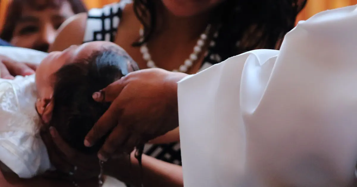 El Bautismo por Aspersión en la Biblia: Un Análisis Profundo - Cuáles son los tres tipos de bautismo bautismo por aspersion en la biblia - Cuáles son los tres tipos de bautismo