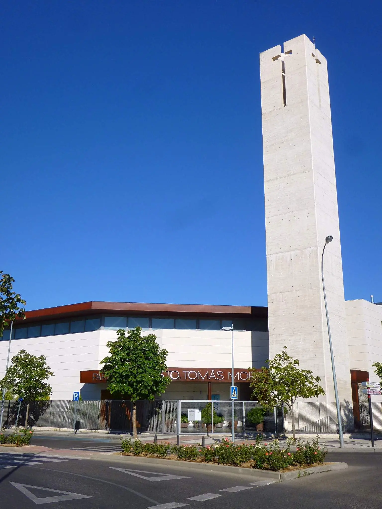 La Iglesia de Santo Tomás Moro: Un Santuario de Fe y Memoria - Cuándo es la fiesta de Santo Tomás Moro iglesia santo tomas moro - Cuándo es la fiesta de Santo Tomás Moro