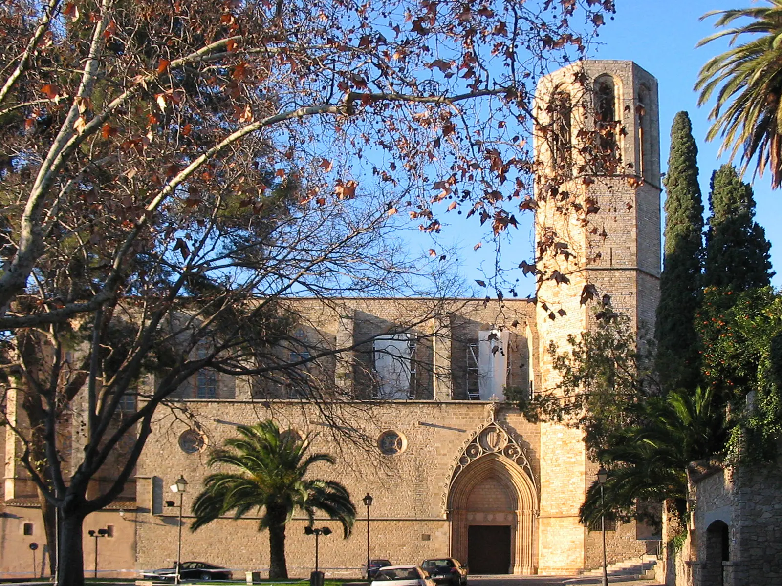 Iglesia Monasterio de Pedralbes: Un Tesoro Gótico en Barcelona - Cuándo se construyó el monasterio de Pedralbes iglesia monasterio de pedralbes barcelona - Cuándo se construyó el monasterio de Pedralbes