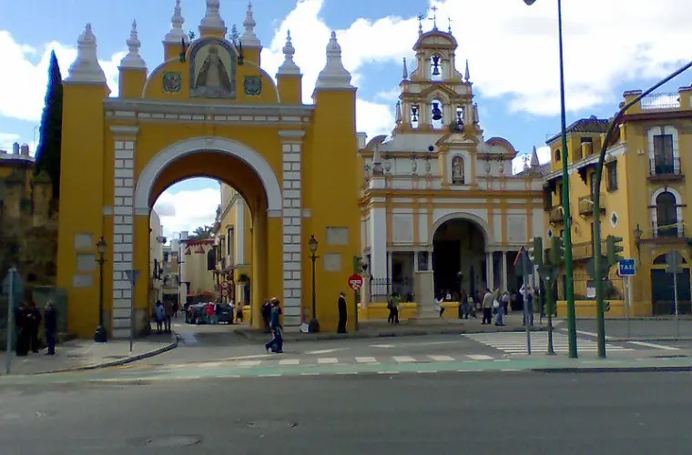 La Iglesia de la Macarena: Un Icono de Sevilla - Cuándo se puede subir al camarin de La Macarena iglesia de la macarena sevilla horario - Cuándo se puede subir al camarin de La Macarena