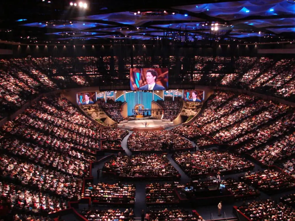 La Iglesia de Joel Osteen: Un Fenómeno Religioso Moderno - Cuántas personas entran en la iglesia de Joel Osteen iglesia de joel osteen - Cuántas personas entran en la iglesia de Joel Osteen