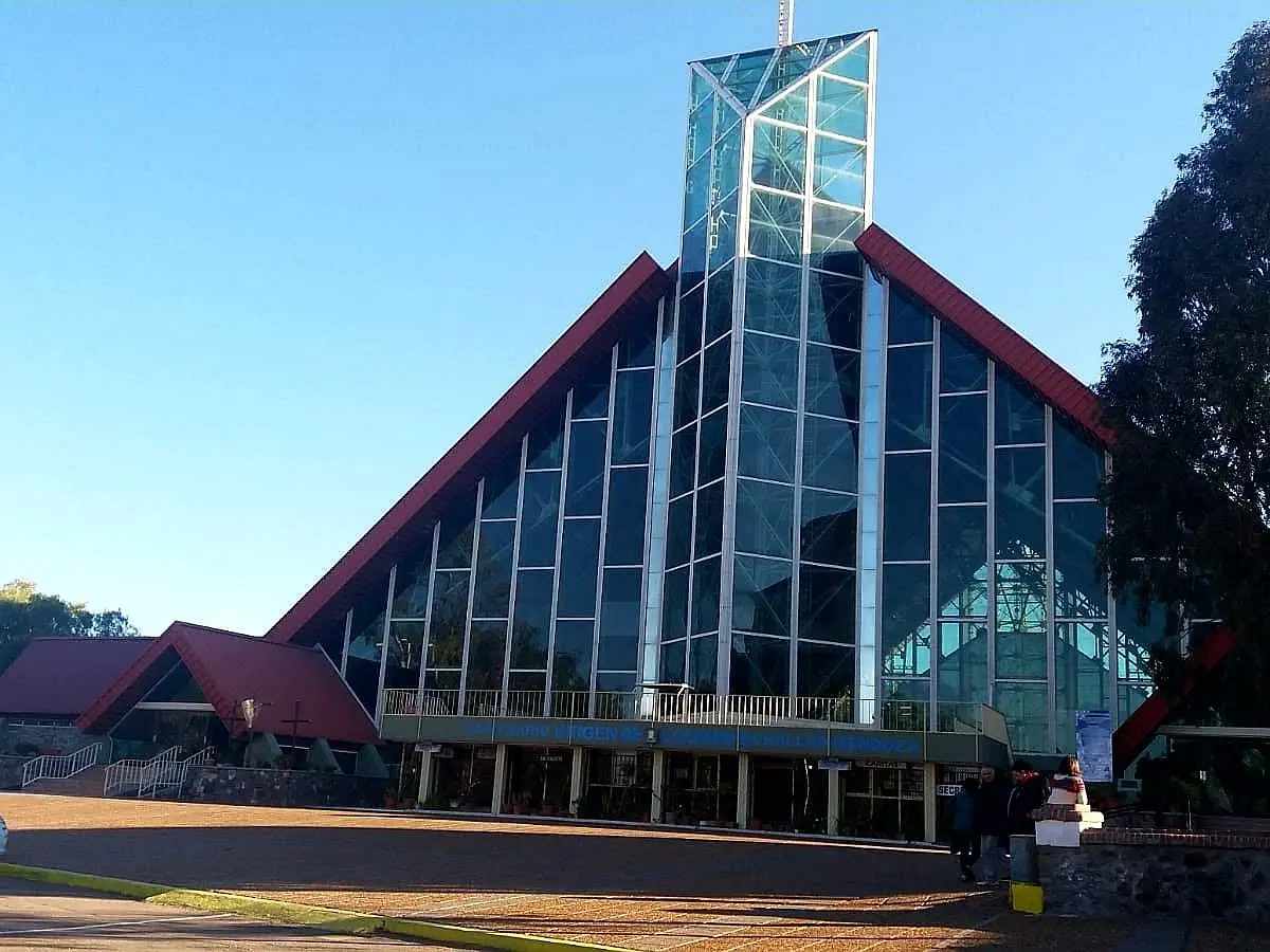 Horario de Misa en el Challao: Tutorial Completa para tu Visita - Cuántas personas entran en la iglesia del Challao Mendoza horario de misa en el challao - Cuántas personas entran en la iglesia del Challao Mendoza