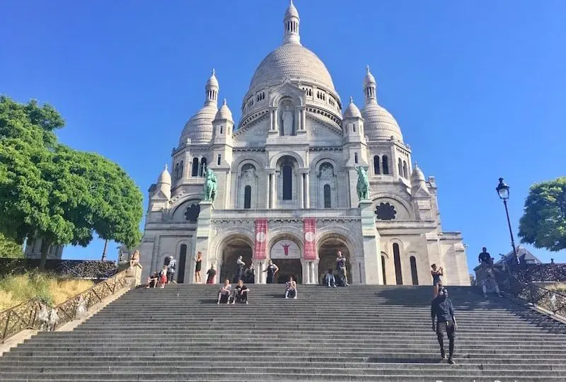 La Basílica del Sagrado Corazón: Una Joya Arquitectónica y Espiritual - Cuánto cuesta entrar al Sacré Coeur iglesia sacre - Cuánto cuesta entrar al Sacré Coeur
