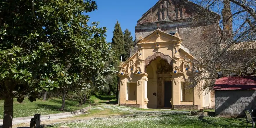 Iglesia Cartuja de Granada: Un Tesoro de Arte y Espiritualidad - Cuánto cuesta la entrada al Monasterio de la Cartuja iglesia cartuja granada - Cuánto cuesta la entrada al Monasterio de la Cartuja