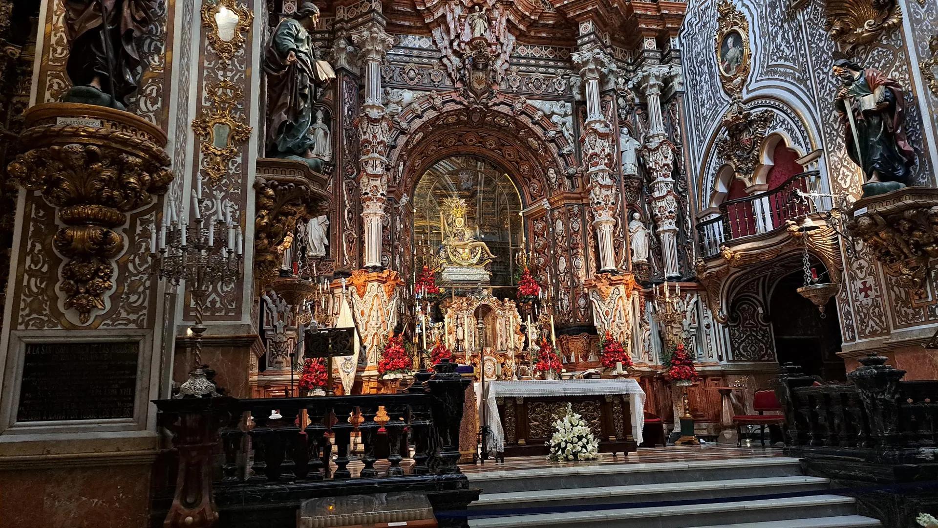 La Iglesia de la Virgen de las Angustias en Granada: Un Icono de Fe y Tradición - Cuántos años tiene la Virgen de las Angustias Granada iglesia virgen de las angustias granada - Cuántos años tiene la Virgen de las Angustias Granada