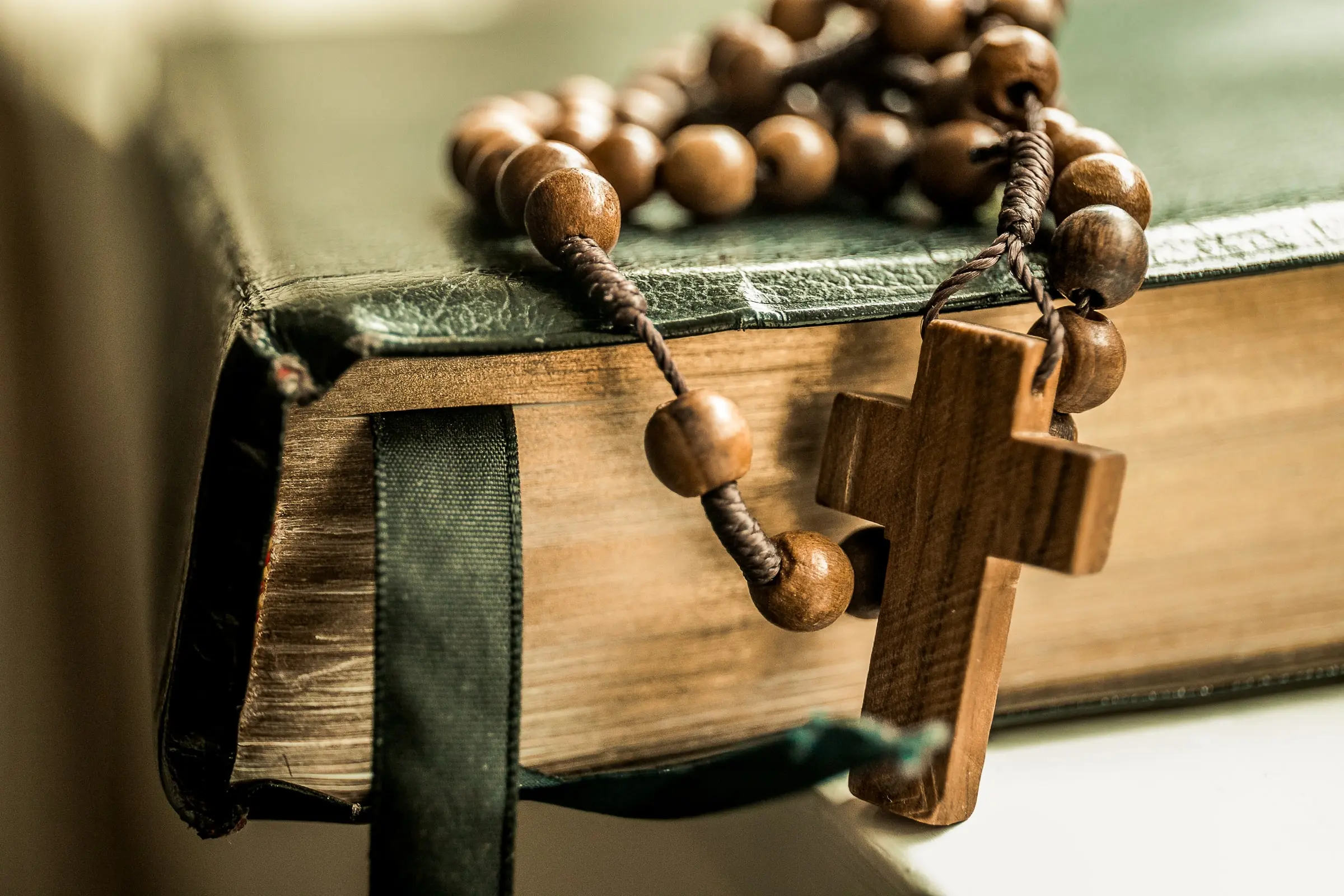 ¿Qué Dice la Biblia Sobre Rezar? - Donde dice la Biblia que hay que rezar el rosario que dice la biblia sobre rezar - Donde dice la Biblia que hay que rezar el rosario