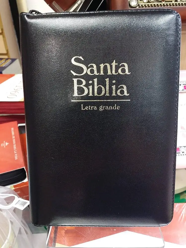 La Biblia Gigante: Un Tesoro de la Fe y la Historia - Dónde está la Biblia gigante biblia grande - Dónde está la Biblia gigante