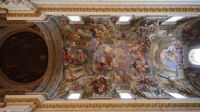 La Iglesia de San Ignacio de Loyola en Roma: Un Santuario de Historia y Espiritualidad - Dónde está la tumba de San Ignacio iglesia de san ignacio roma horario - Dónde está la tumba de San Ignacio