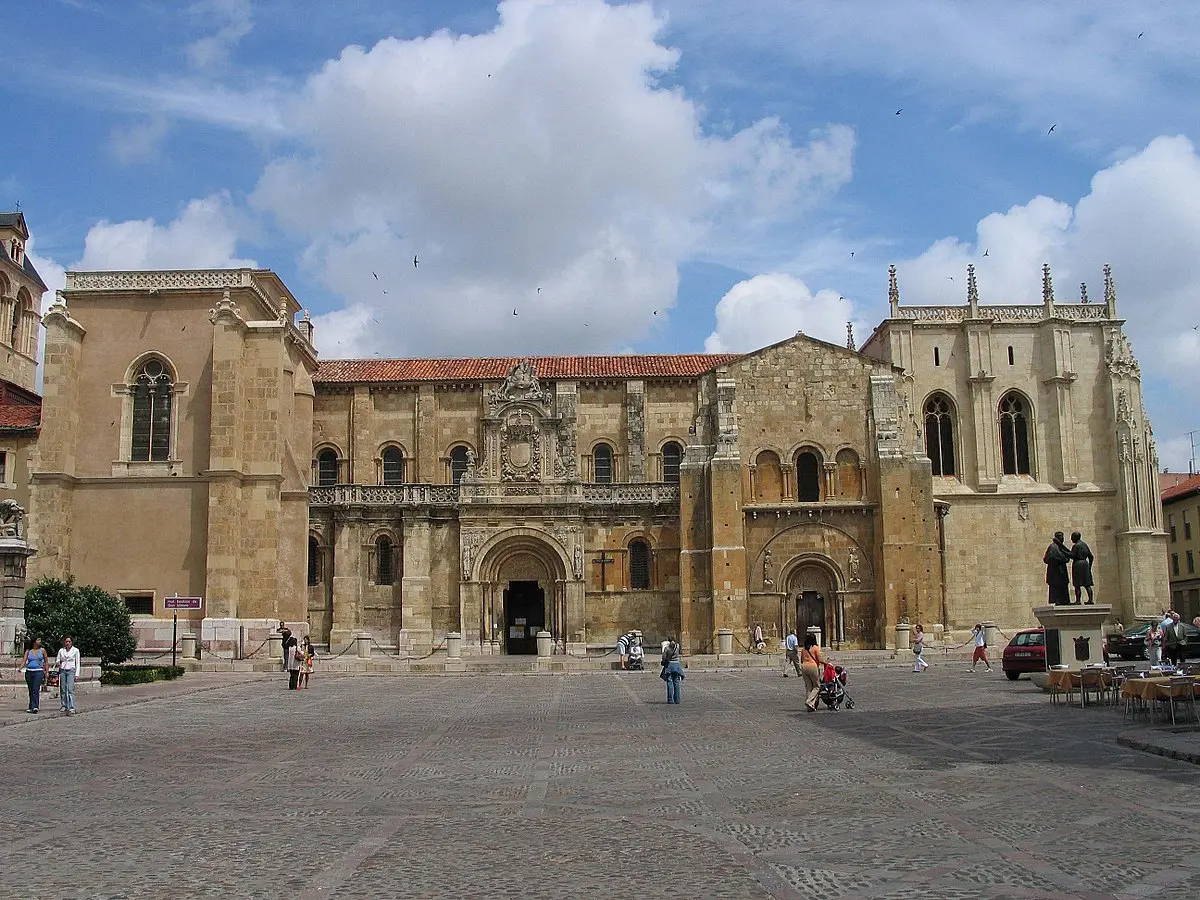 La Iglesia de San Isidoro de Sevilla: Un Legado de Fe y Sabiduría - Dónde están los restos de San Isidoro de Sevilla iglesia de san isidoro sevilla - Dónde están los restos de San Isidoro de Sevilla