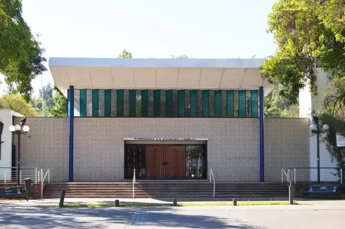 Iglesia Los Misioneros Pedro de Valdivia Norte: Un Lugar Sagrado para Celebrar el Amor - Dónde se casaron Cerati y Cecilia iglesia los misioneros pedro de valdivia norte - Dónde se casaron Cerati y Cecilia