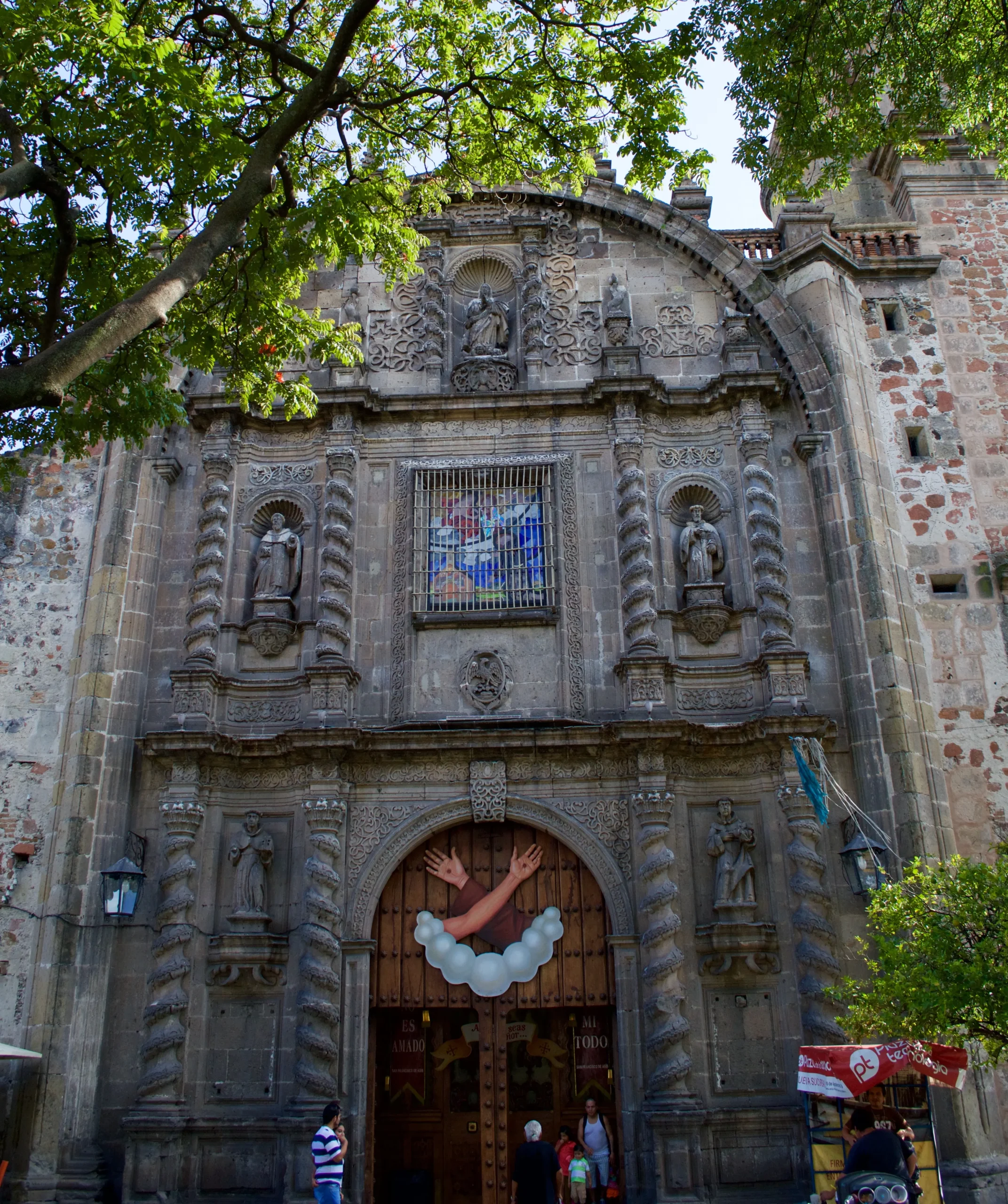 ¿Dónde queda la Iglesia de San Francisco de Asís? - Dónde se encuentran las reliquias de San Francisco de Asís donde queda la iglesia san francisco de asis - Dónde se encuentran las reliquias de San Francisco de Asís