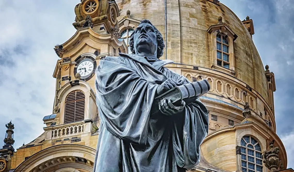 ¿Cuándo se celebra el Día Mundial de la Biblia? - Por qué el 31 de octubre se celebra el día de la Biblia cuando es el dia mundial de la biblia - Por qué el 31 de octubre se celebra el día de la Biblia