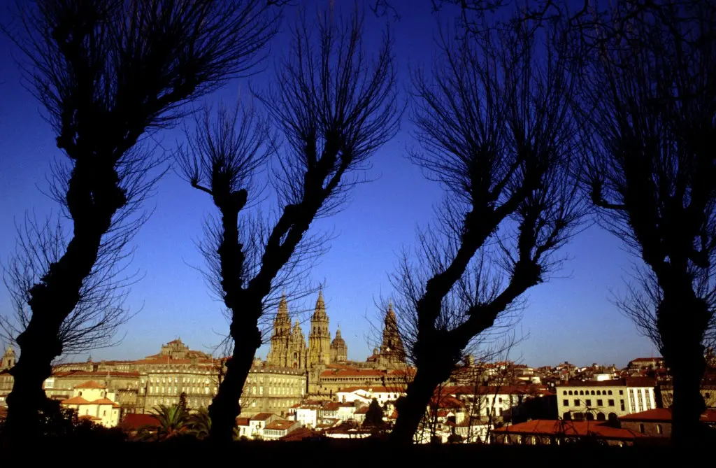 La Iglesia Catedral: Un Espacio Sagrado de Historia y Fe - Por qué se le llama catedral iglesia catedral - Por qué se le llama catedral