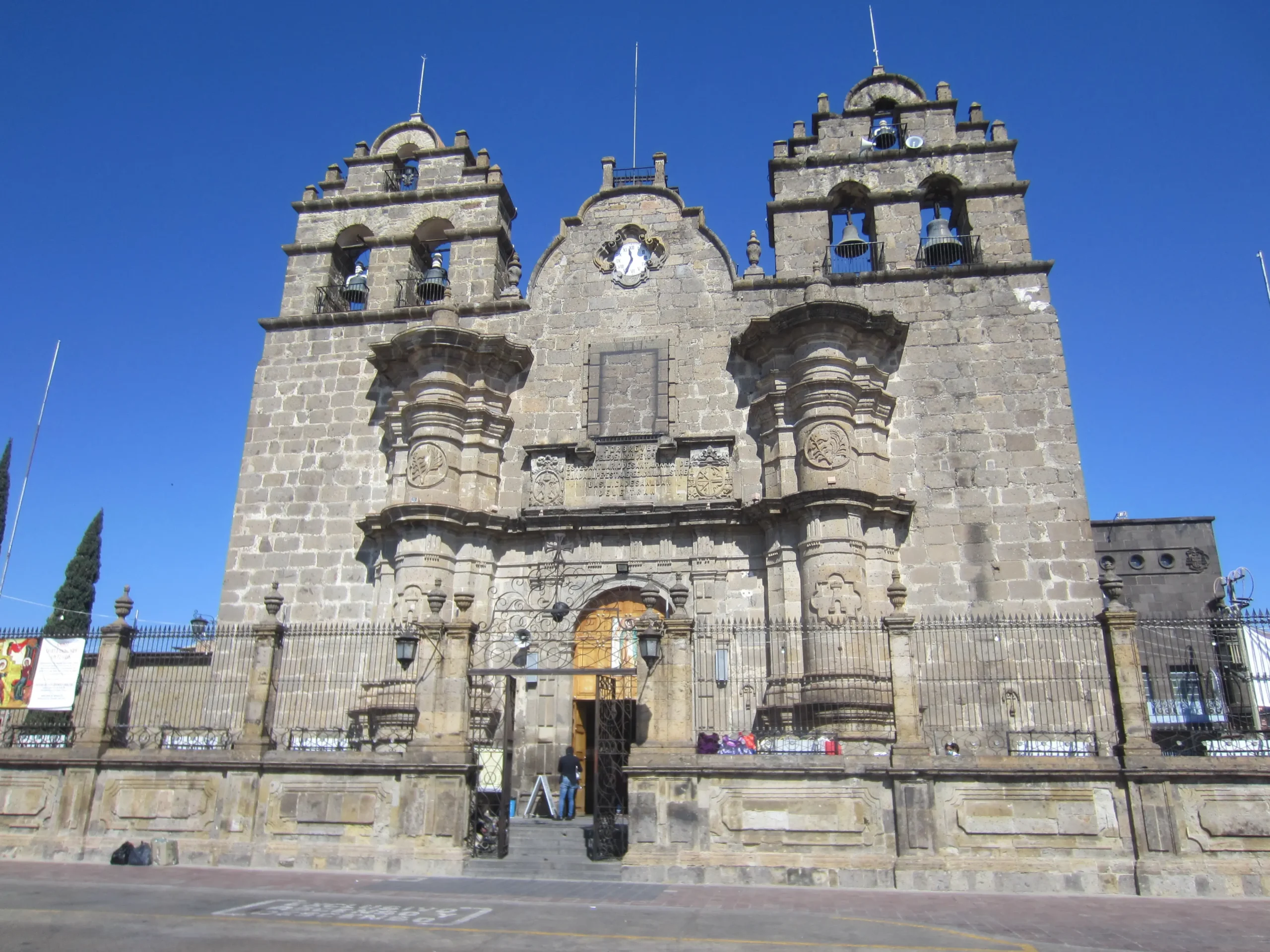 La Iglesia del Santuario: Un Espacio Sagrado de Fe y Devoción - Por qué se le llama santuario iglesia del santuario - Por qué se le llama santuario