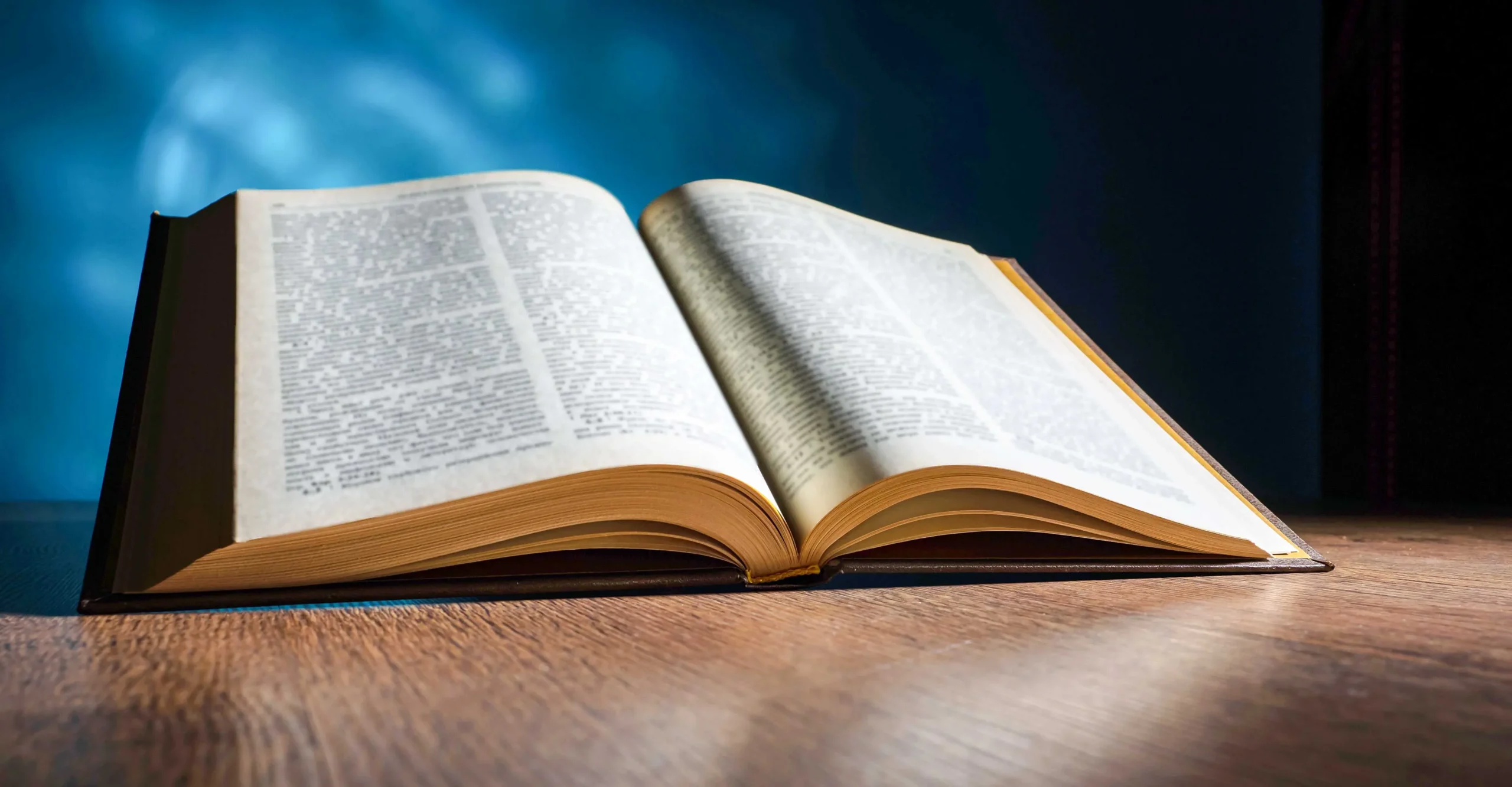 La Biblia: ¿Es o Contiene la Palabra de Dios? - Qué contiene la Palabra de Dios la biblia es o contiene la palabra de dios - Qué contiene la Palabra de Dios