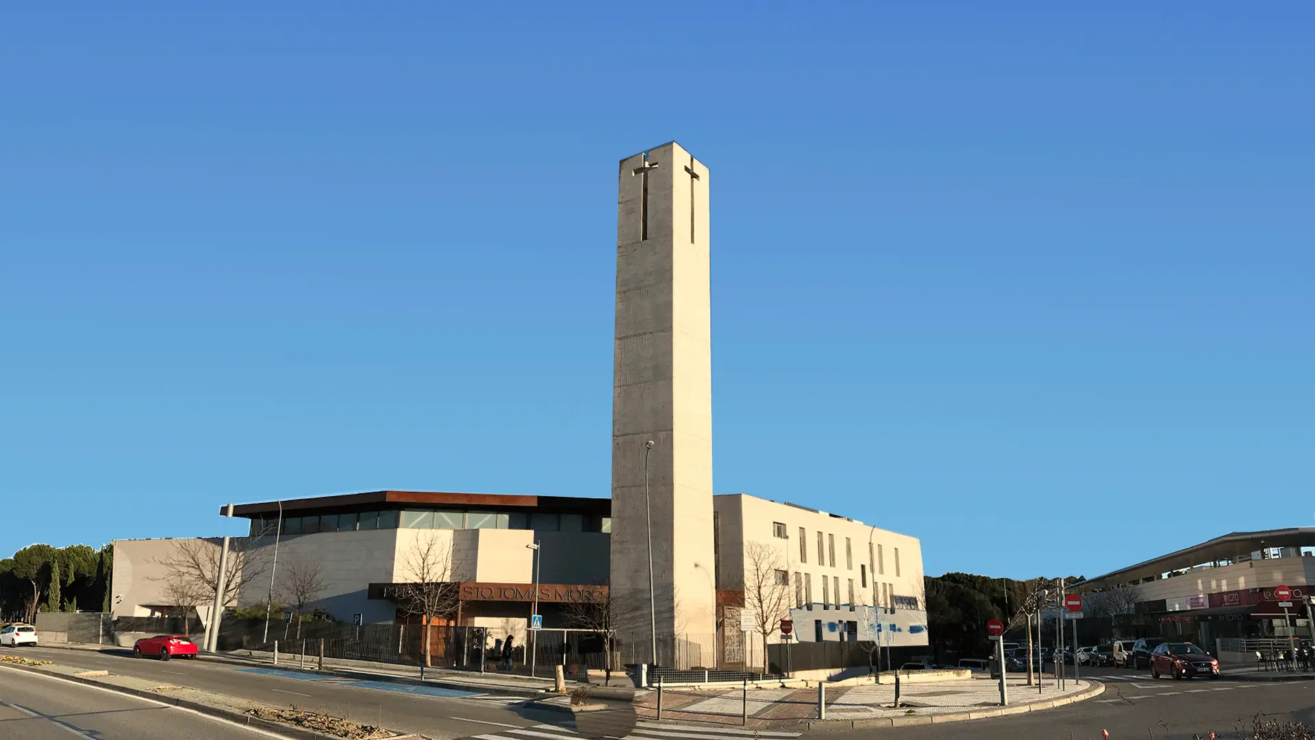 La Iglesia de Santo Tomás Moro: Un Santuario de Fe y Memoria - Que defiende Tomás Moro iglesia santo tomas moro - Que defiende Tomás Moro