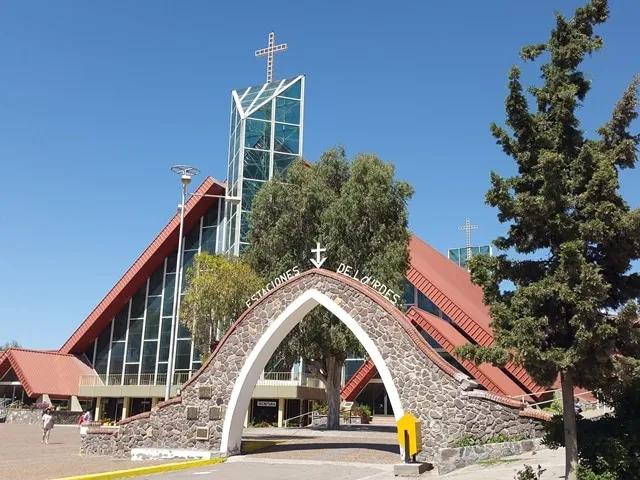 Horario de Misa en el Challao: Tutorial Completa para tu Visita - Qué días está abierto la Virgen de Lourdes horario de misa en el challao - Qué días está abierto la Virgen de Lourdes