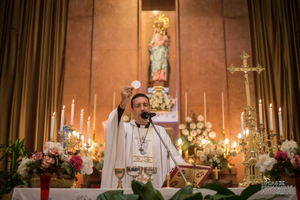 La Iglesia de Avellaneda: Un espacio de fe y comunidad bajo el liderazgo del Padre Abraham - Qué días está el padre Abraham iglesia avellaneda padre abraham - Qué días está el padre Abraham