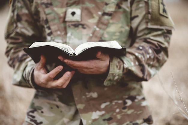 soldado biblia - Qué dice la Biblia sobre los militares