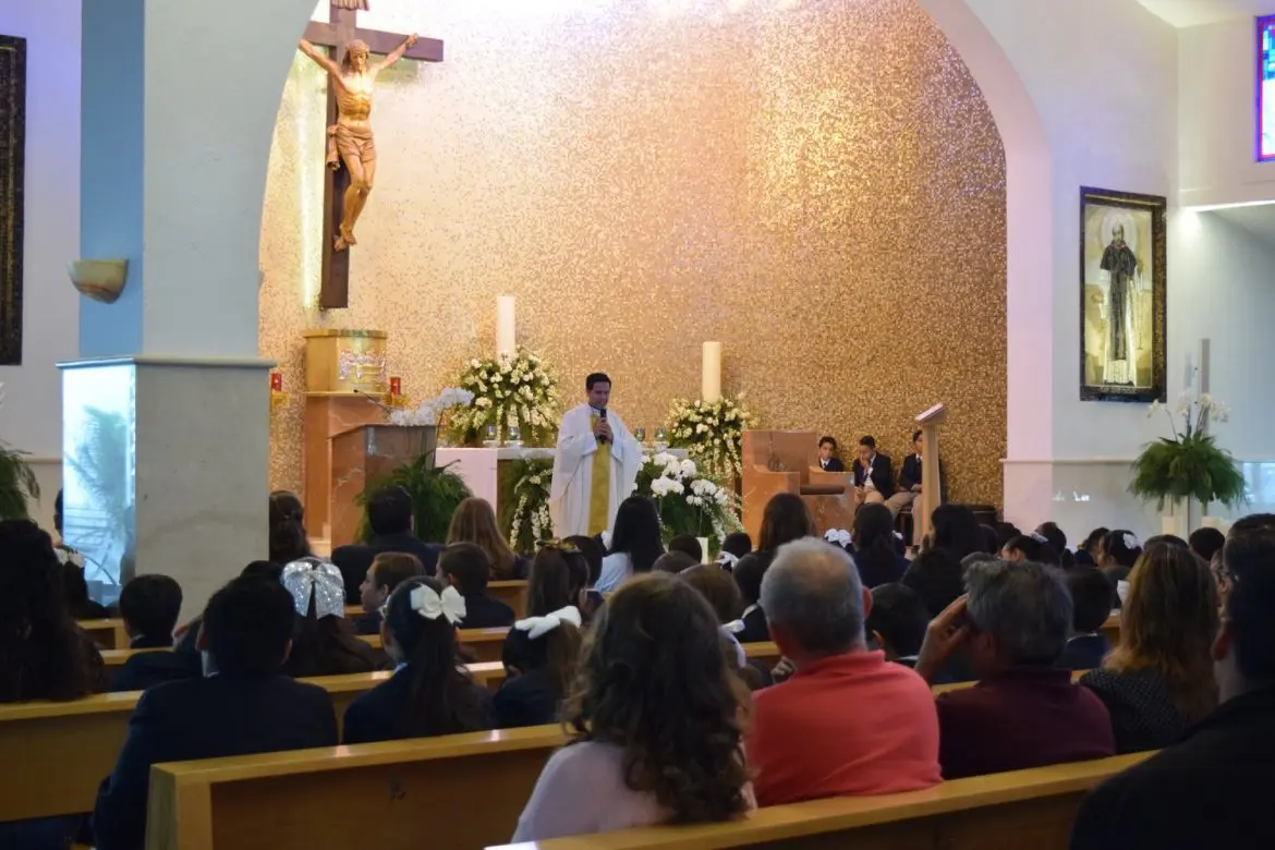 La Misa de Fin de Curso: Un Hito en la Vida Académica - Qué es el rito de despedida en la Misa misa de fin de curso escolar - Qué es el rito de despedida en la Misa
