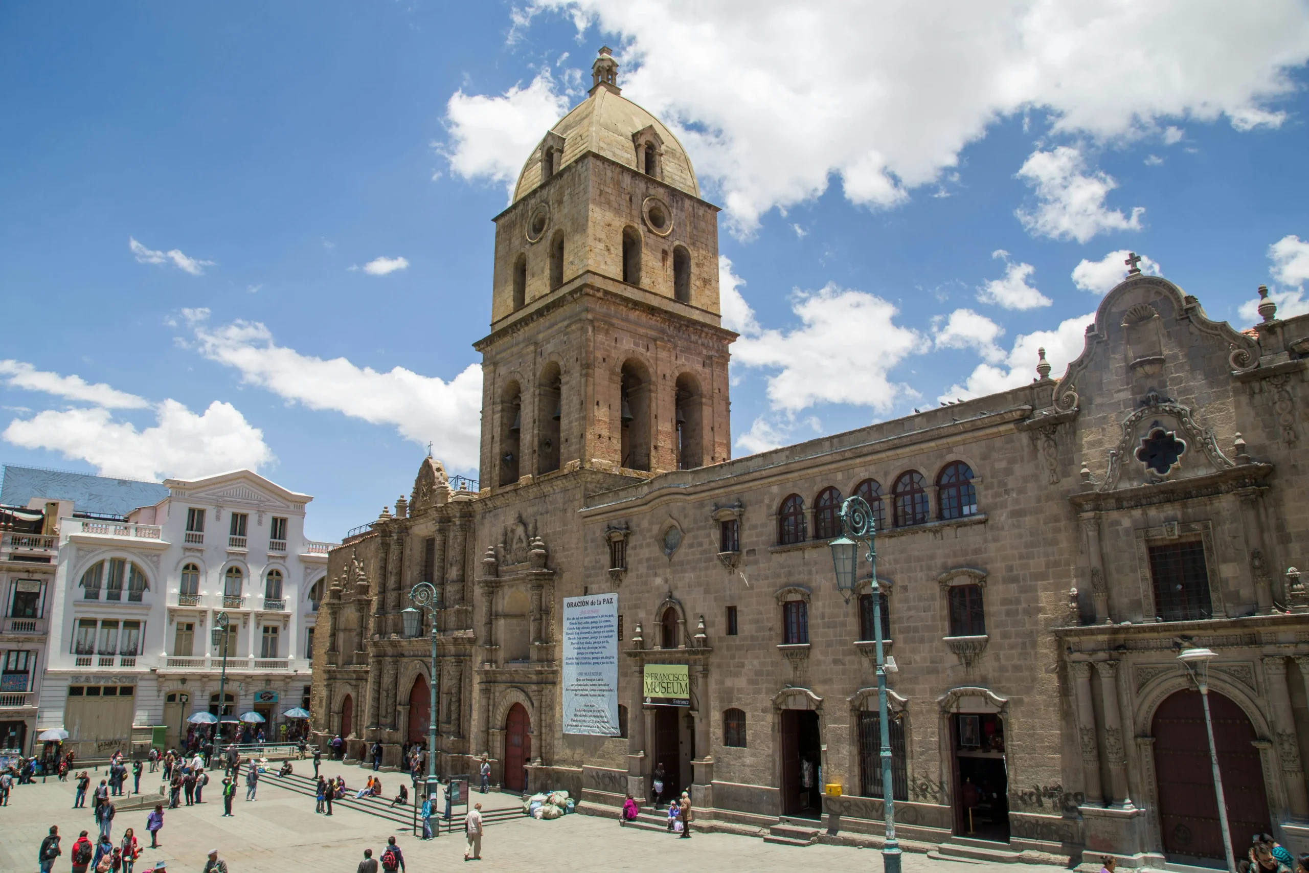 La Iglesia de San Francisco: Un Tesoro Histórico y Artístico en Bolivia - Qué es la Basilica de San Francisco iglesia de san francisco bolivia - Qué es la Basilica de San Francisco