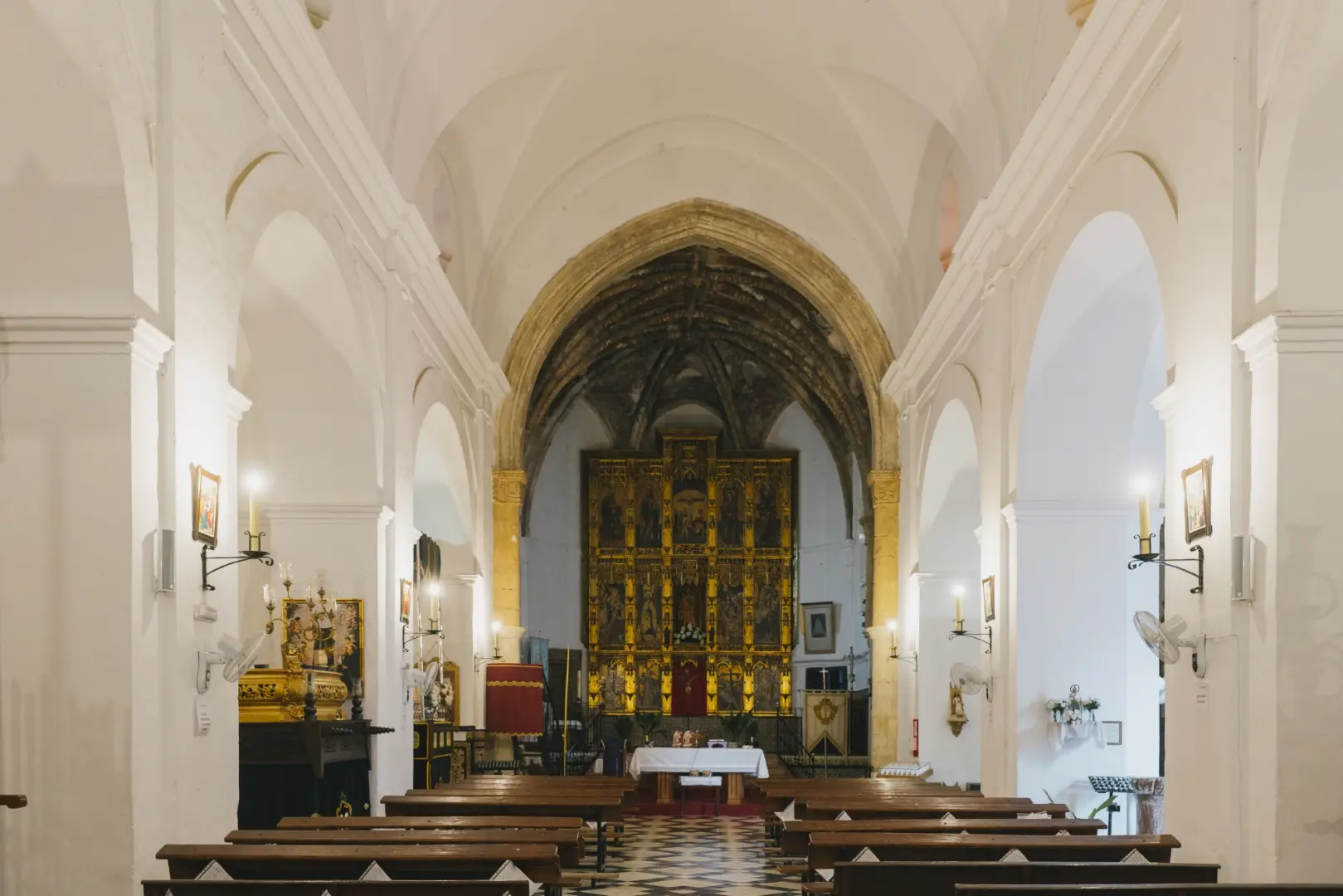 La Iglesia de Nuestra Señora de las Nieves: Un Santuario de Fe en la Historia y la Antártida - Qué es la capilla de hielo de Nuestra Señora de las Nieves iglesia señora de las nieves - Qué es la capilla de hielo de Nuestra Señora de las Nieves