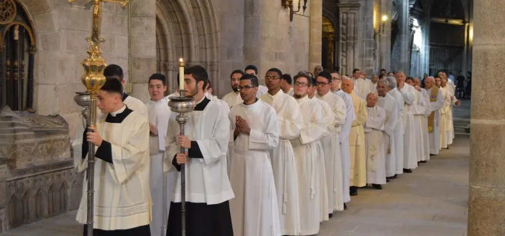 La Procesión de Entrada en la Misa: Un Comienzo Litúrgico - Qué es la procesión de entrada en una Misa procesión de entrada de la misa - Qué es la procesión de entrada en una Misa