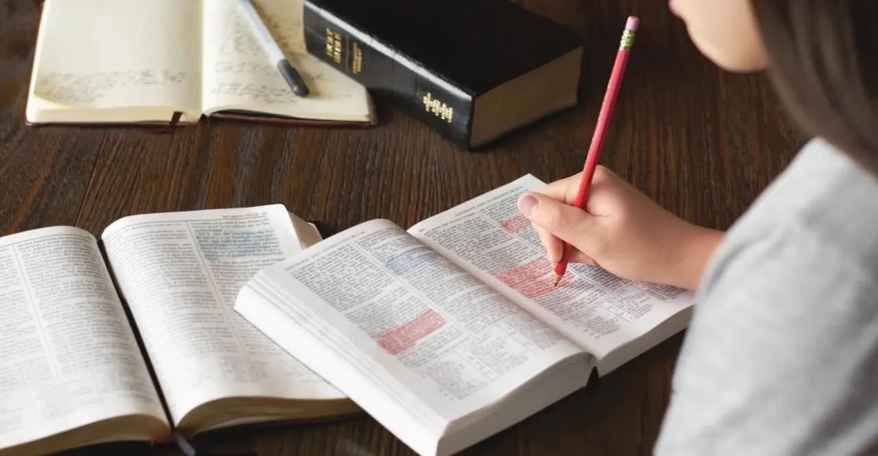 La Biblia para Leer para Elegir la Traducción Perfecta - Qué es lo primero que debo leer de la Biblia la biblia para leer - Qué es lo primero que debo leer de la Biblia