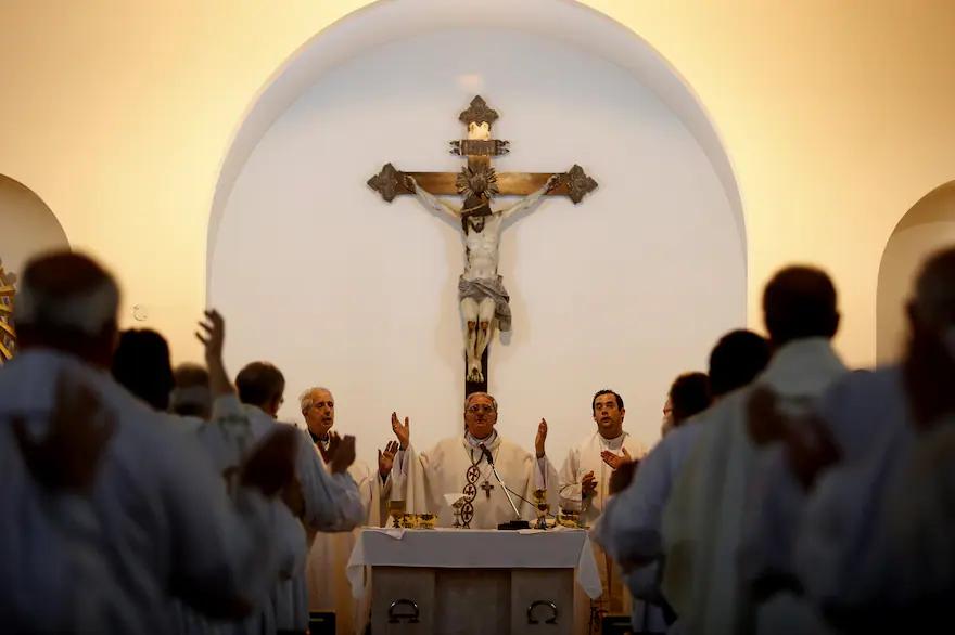 La Dispensa en la Iglesia Católica: Un Camino hacia la Libertad - Qué es una dispensa eclesiástica dispensa iglesia catolica - Qué es una dispensa eclesiástica