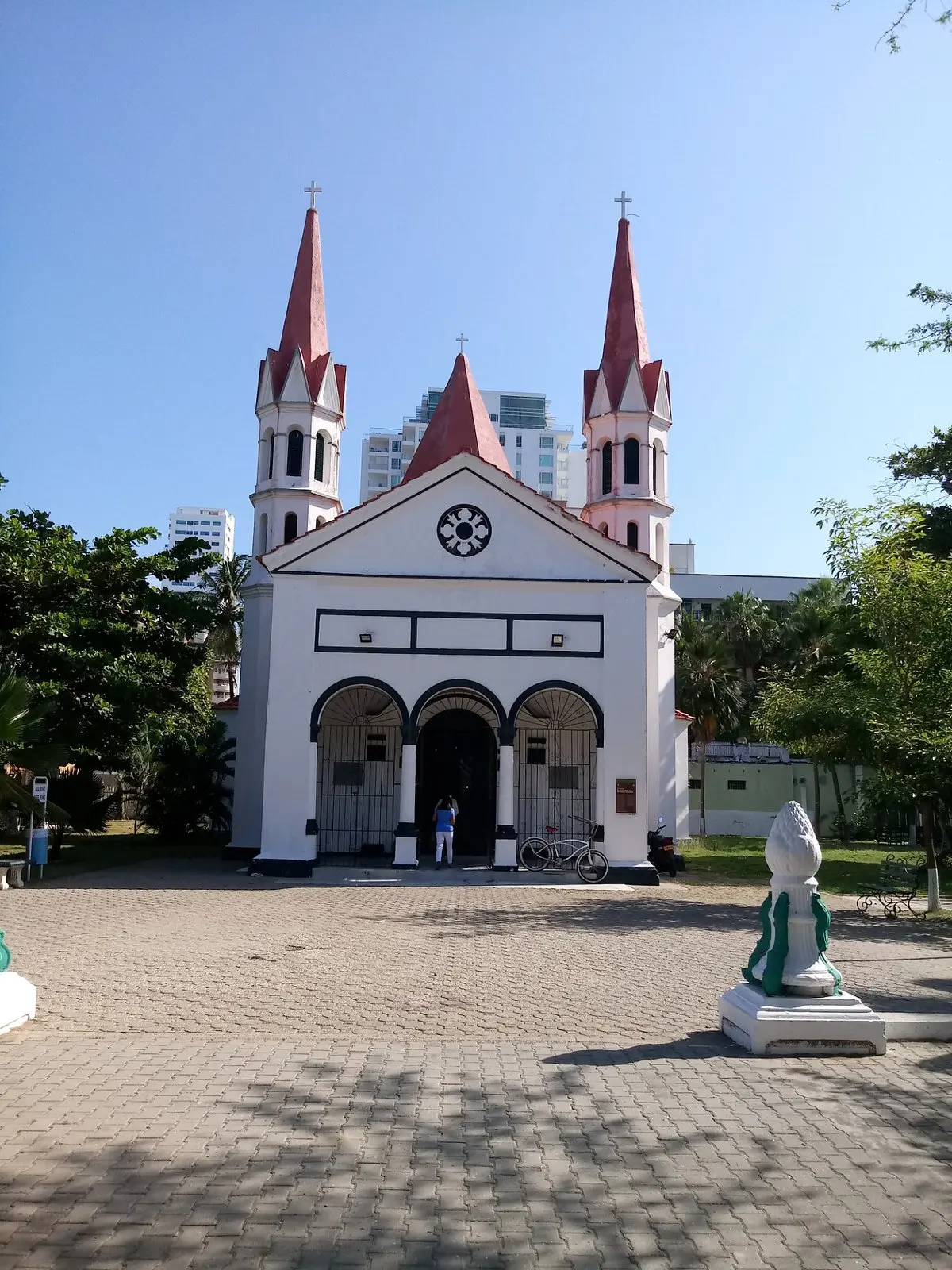 La Ermita del Cabrero: Un Santuario Histórico en el Corazón de Cali - Qué es una ermita espiritual iglesia ermita del cabrero - Qué es una ermita espiritual